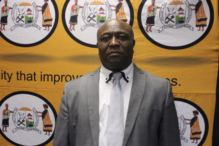 Cllr-Mbulelo-Jara-Mayor-768x512
